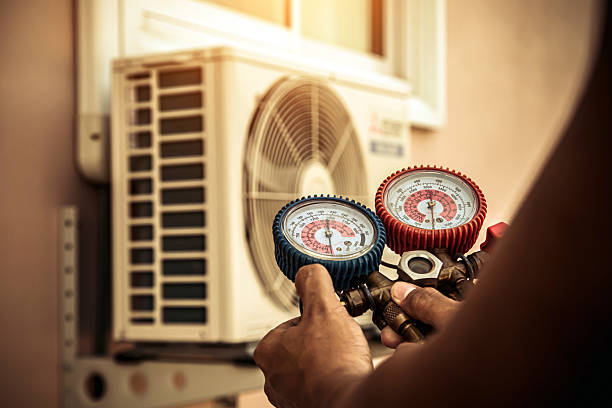 Professional Hvac technician working in Columbus, MT